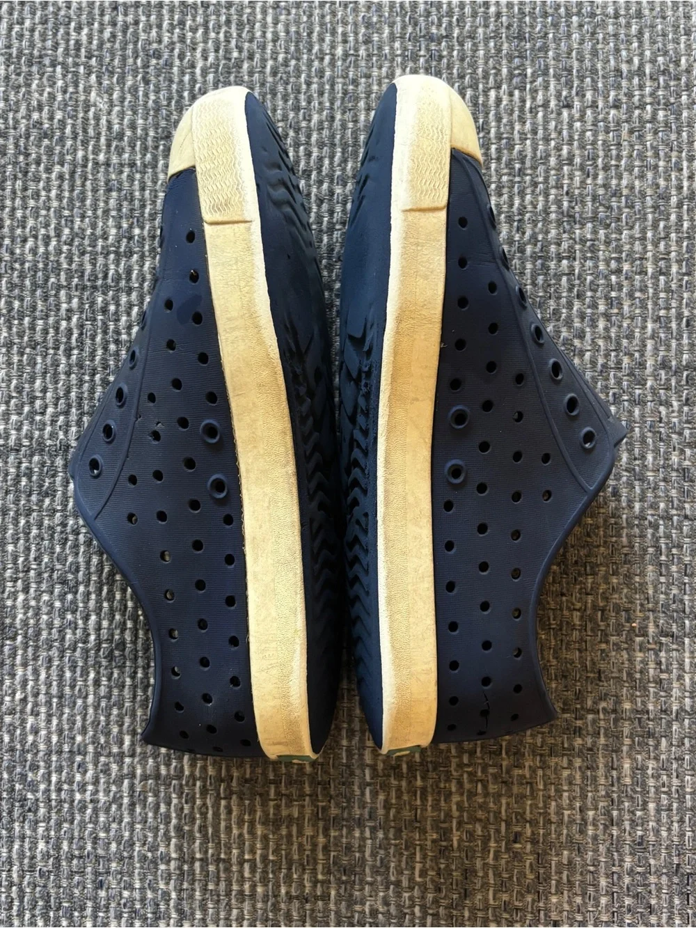 Native Shoes Jefferson Slip-On Water Shoes Regatta Blue and White | Kids Size J3